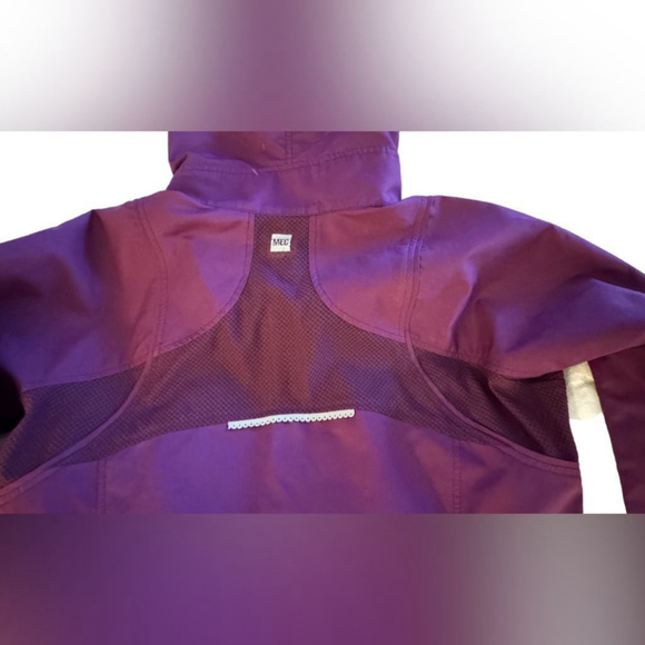 🏃🏼‍♀️MEC Running/ Biking Jacket MOUNTAIN EQUIPMENT CO-OP - Picture 3 of 7